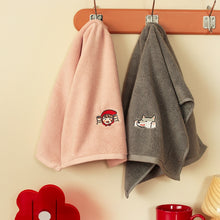 画像をギャラリービューアに読み込む, オーダーメイド 名入れタオル 刺繍入りフェイスタオル 赤ずきんと狼イラスト かわいい 柔らかい