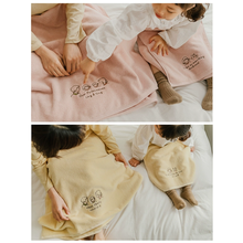 画像をギャラリービューアに読み込む, 【カスタマイズ可能】赤ちゃん・子ども 誕生日・出産祝いギフト|アイコン・お名前・誕生日刺繍いりハンカチ・タオル