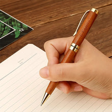 画像をギャラリービューアに読み込む, 名前入り ボールペン 刻印可能 黒い替え芯 回転式木製ペン 黒い油性インキ レトロ風 ビジネス ギフト
