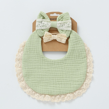 画像をギャラリービューアに読み込む, お名前刺繡入り ベビービブ よだれタオル|涎掛け対策 高吸水|厚手 ふわふわ|出産祝い 誕生日 プレゼント