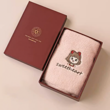 画像をギャラリービューアに読み込む, お名前刺繡入り タオル|バレンタインデー 贈り物|名入れ 個性的なギフト|高吸水 綿100%|記念日プレゼント 男の子 女の子