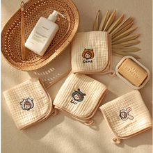 画像をギャラリービューアに読み込む, 【カスタマイズ可能】 アイコン お名前刺繍いりハンカチ ハンドタオル|ガーゼ 柔らかい 十二支 プレゼント 名入れ 大人気出産祝い