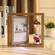 画像をギャラリービューアに読み込む, オーダーメイド旋回式両面フォトフレーム 縦向きの乳牛