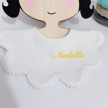 画像をギャラリービューアに読み込む, オーダーメイド　名前入り刺繍入り　スタイ　よだれかけ　ビブ　子供用付け襟　花びら型　出産祝い　男の子　女の子　赤ちゃん　新生児　360度　授乳　吐き戻し　離乳食　食事　おしゃれ　かわいい
